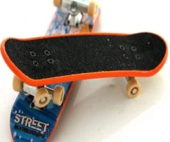 Blue Toys Fiinger Metal Skateboard Με Αξεσουάρ (MKC044511) -Ηλεκτροκίνητα Κατάστημα 687039 3